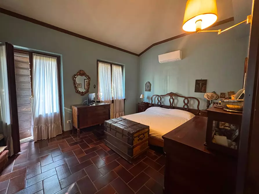 Immagine 28 di Casa indipendente in vendita  a Mantova