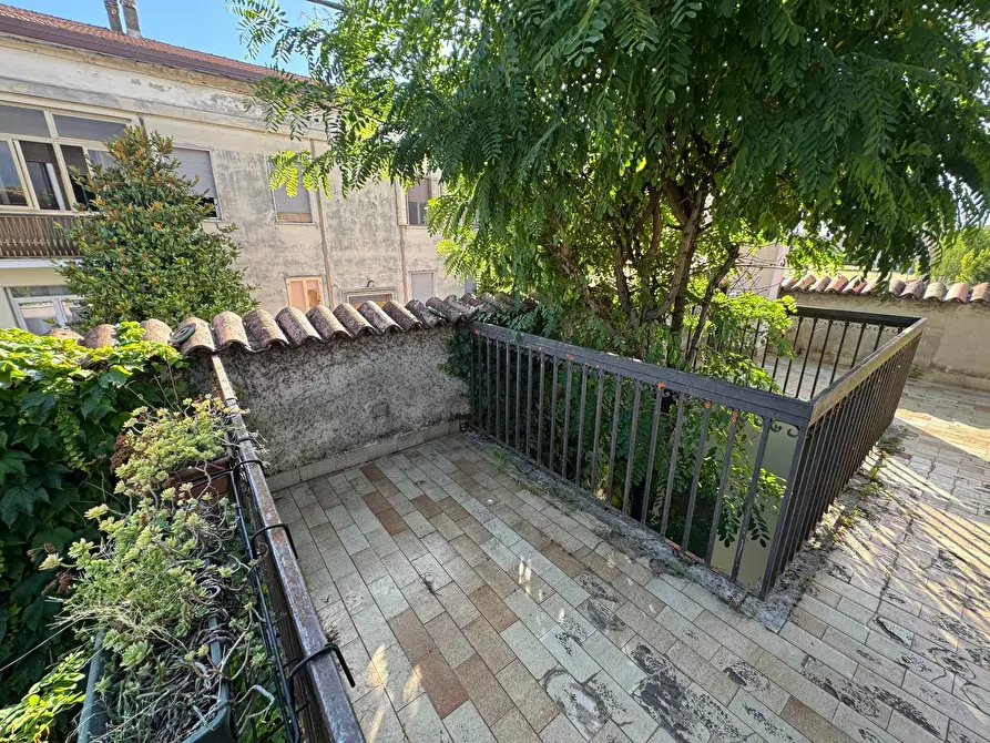 Immagine 7 di Casa indipendente in vendita  a Mantova