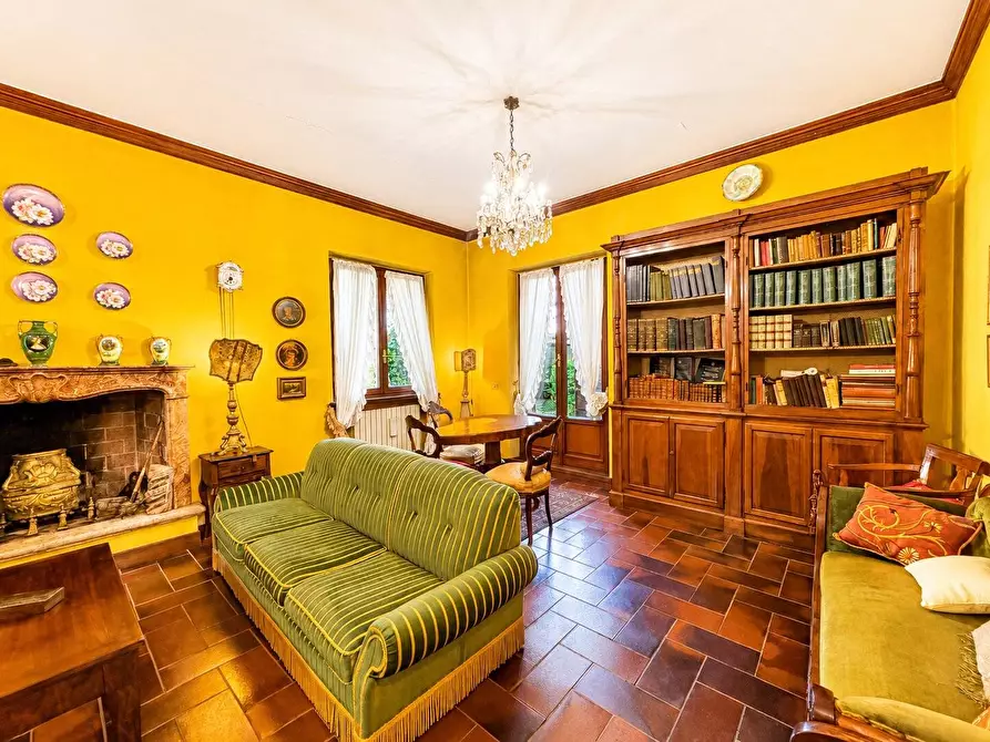 Immagine 21 di Casa indipendente in vendita  a Mantova
