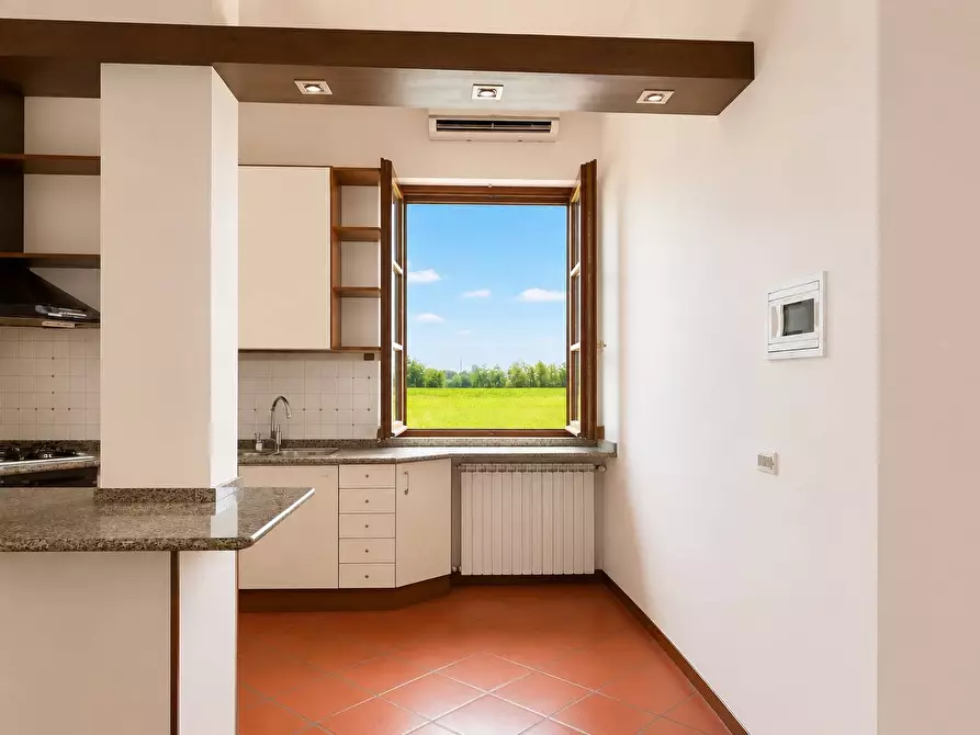 Immagine 14 di Villa in vendita  a Commessaggio