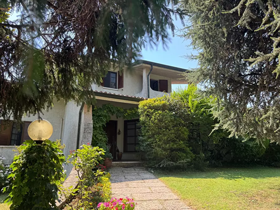 Immagine 1 di Villa in vendita  a Commessaggio
