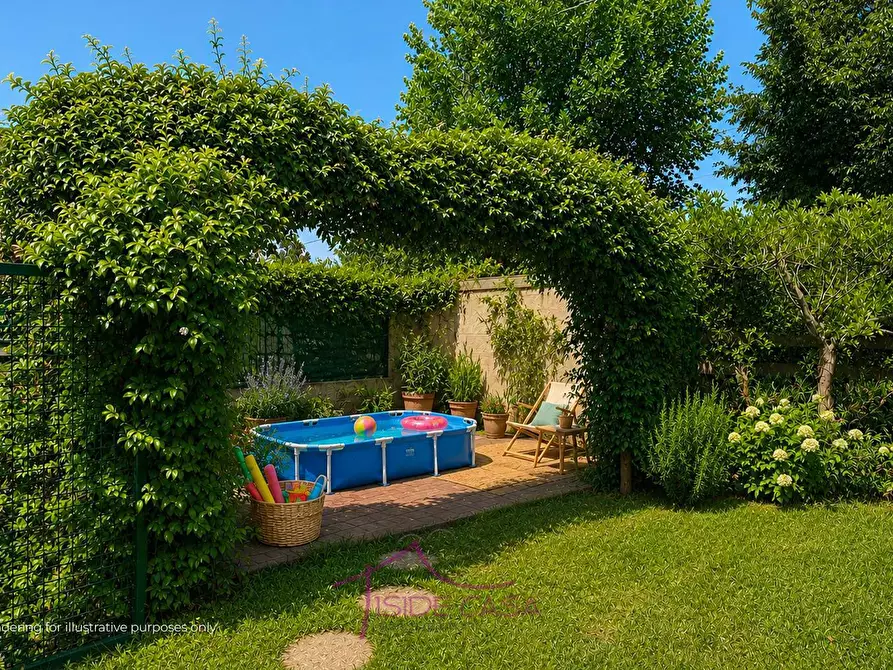 Immagine 3 di Casa indipendente in vendita  a Roncoferraro