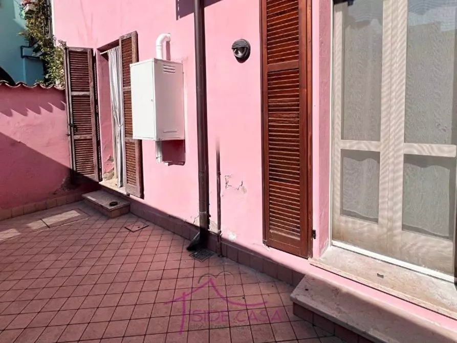 Immagine 11 di Appartamento in vendita  a Mantova