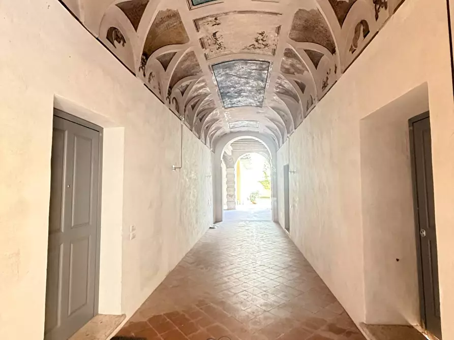 Immagine 2 di Appartamento in vendita  a Mantova
