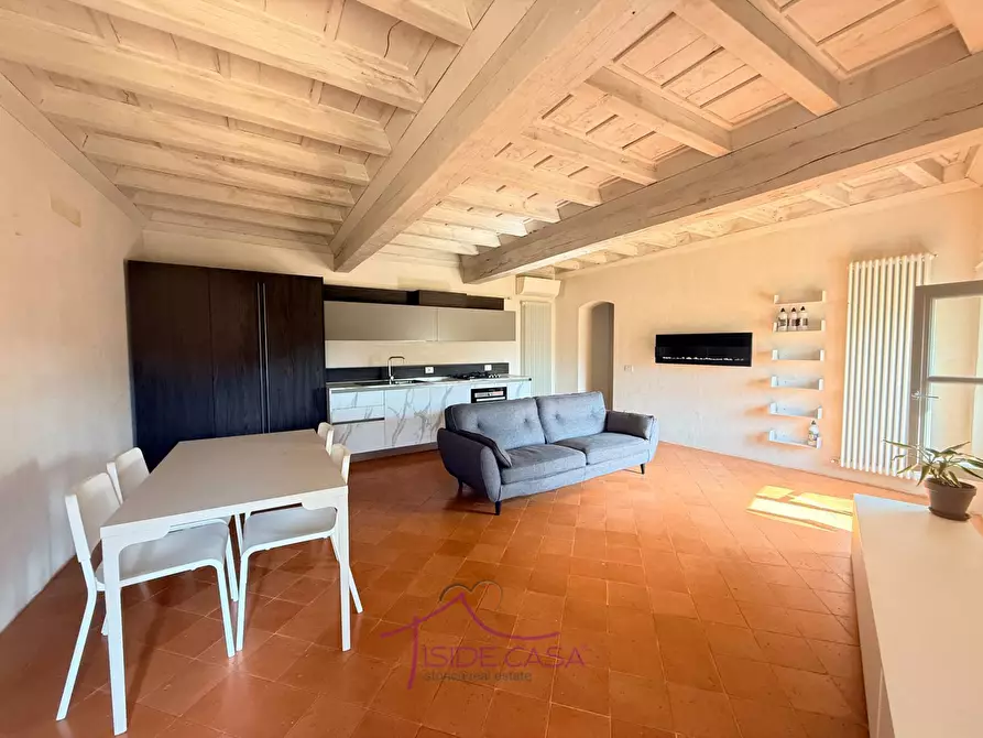 Immagine 4 di Appartamento in vendita  a Mantova