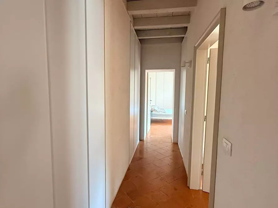 Immagine 7 di Appartamento in vendita  a Mantova