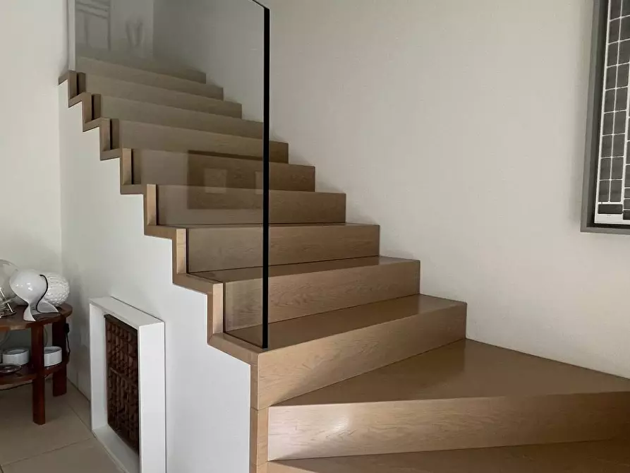 Immagine 13 di Casa semindipendente in vendita  a Marmirolo