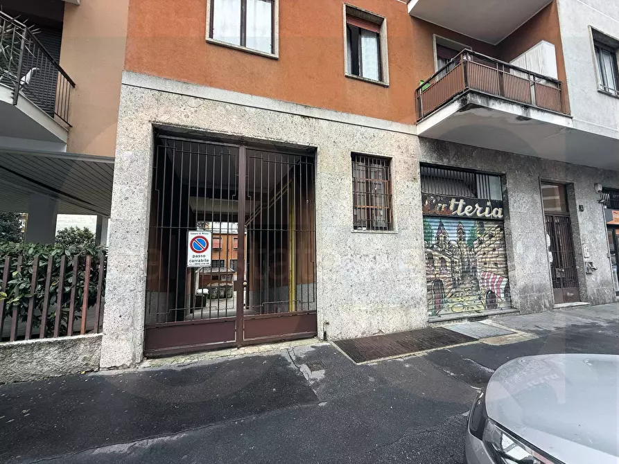 Immagine 12 di Appartamento in vendita  4 a Milano