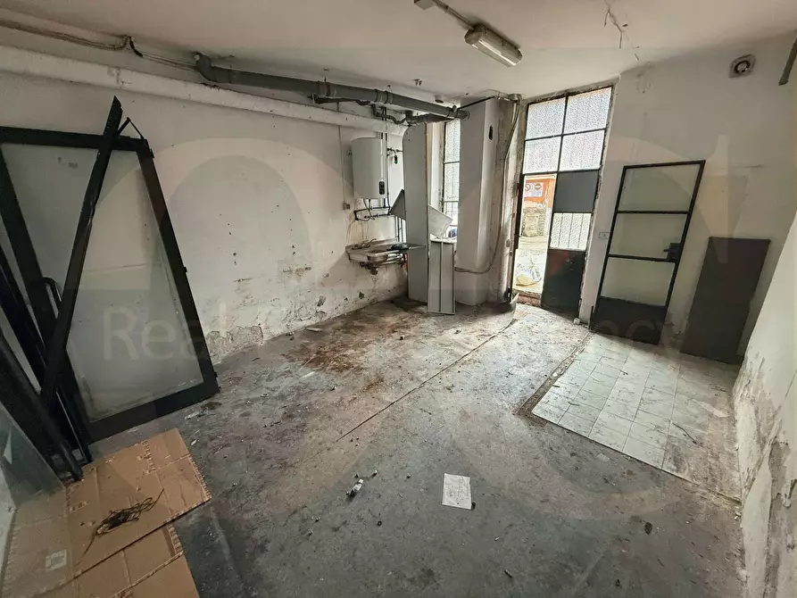 Immagine 25 di Appartamento in vendita  4 a Milano