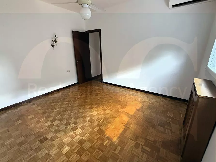 Immagine 12 di Appartamento in vendita  21 a Trezzano Sul Naviglio