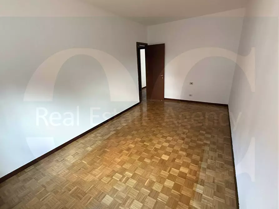 Immagine 28 di Appartamento in vendita  21 a Trezzano Sul Naviglio