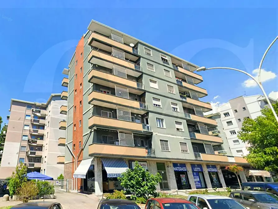 Immagine 1 di Appartamento in vendita  98 a Trezzano Sul Naviglio