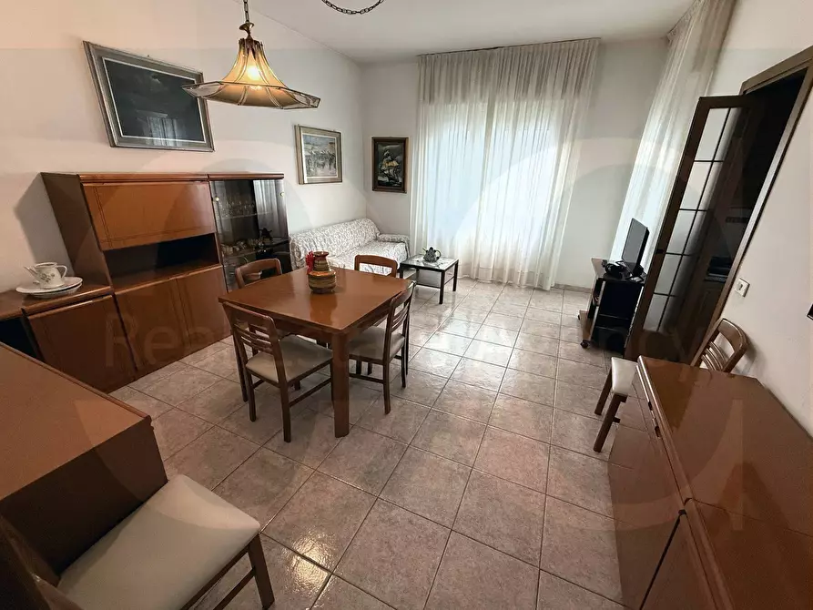 Immagine 7 di Appartamento in vendita  98 a Trezzano Sul Naviglio