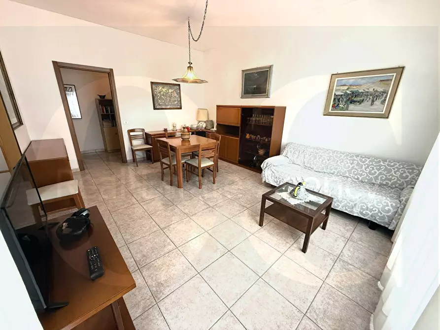 Immagine 9 di Appartamento in vendita  98 a Trezzano Sul Naviglio