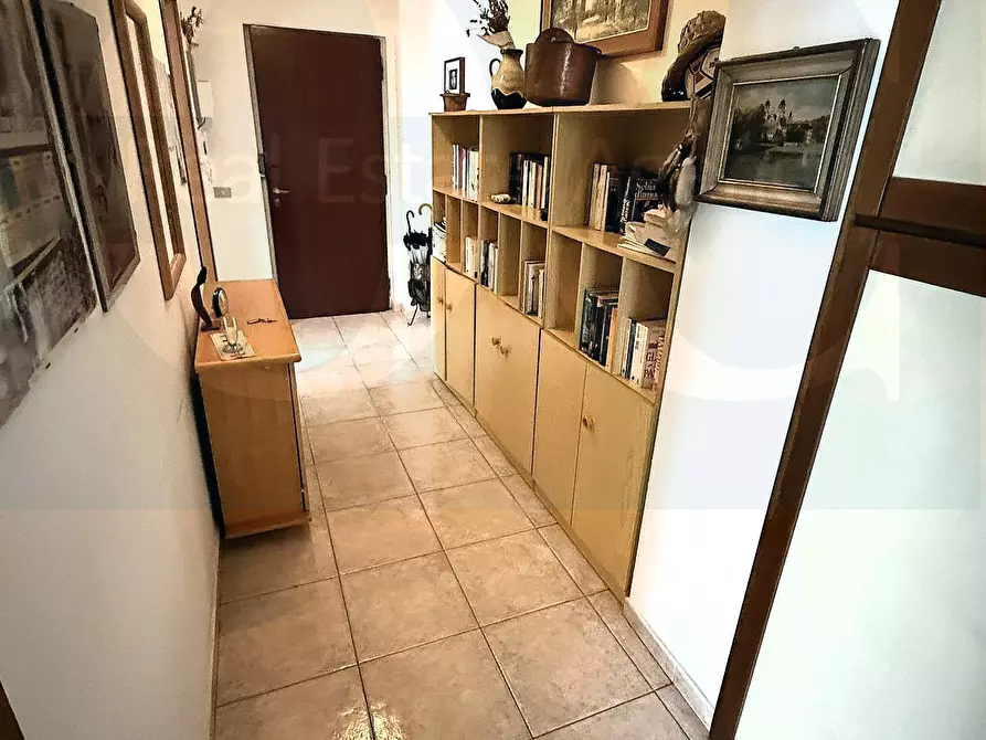 Immagine 13 di Appartamento in vendita  98 a Trezzano Sul Naviglio