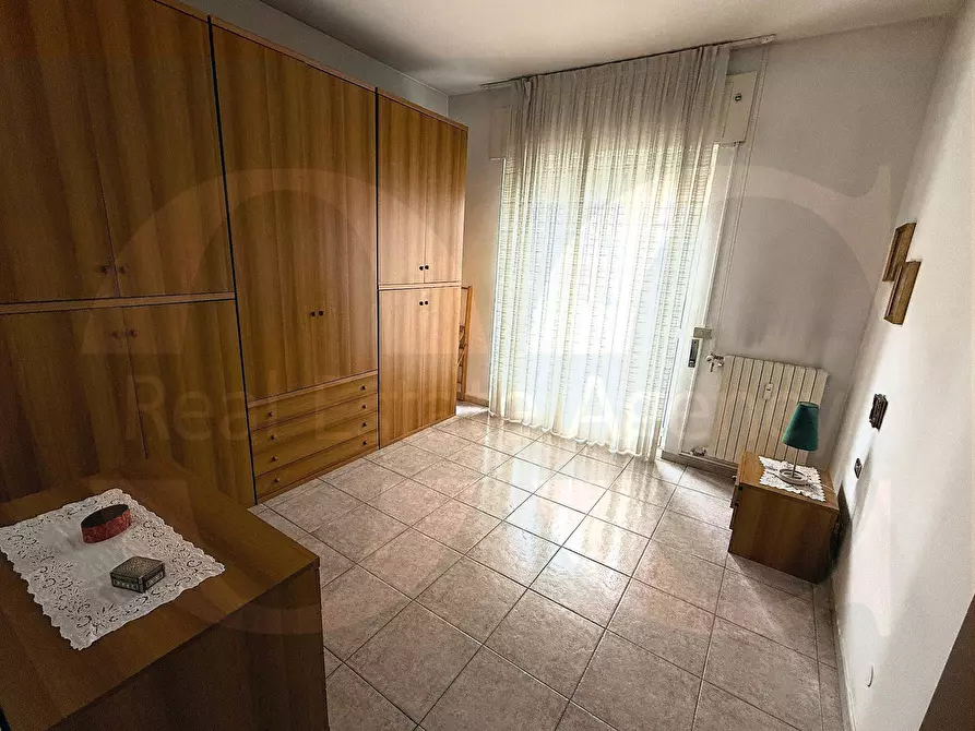 Immagine 23 di Appartamento in vendita  98 a Trezzano Sul Naviglio