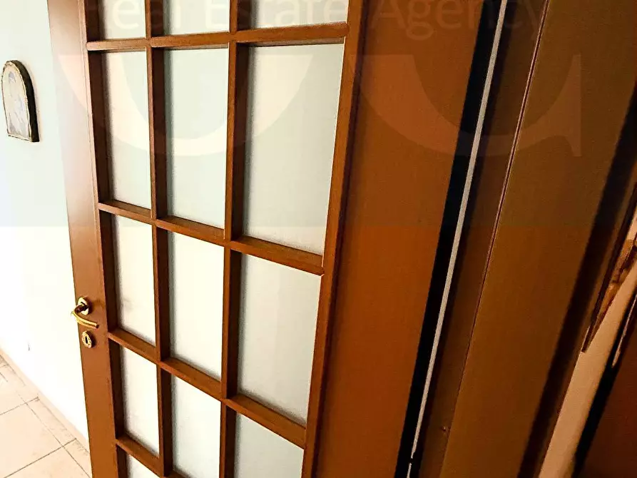 Immagine 27 di Appartamento in vendita  98 a Trezzano Sul Naviglio