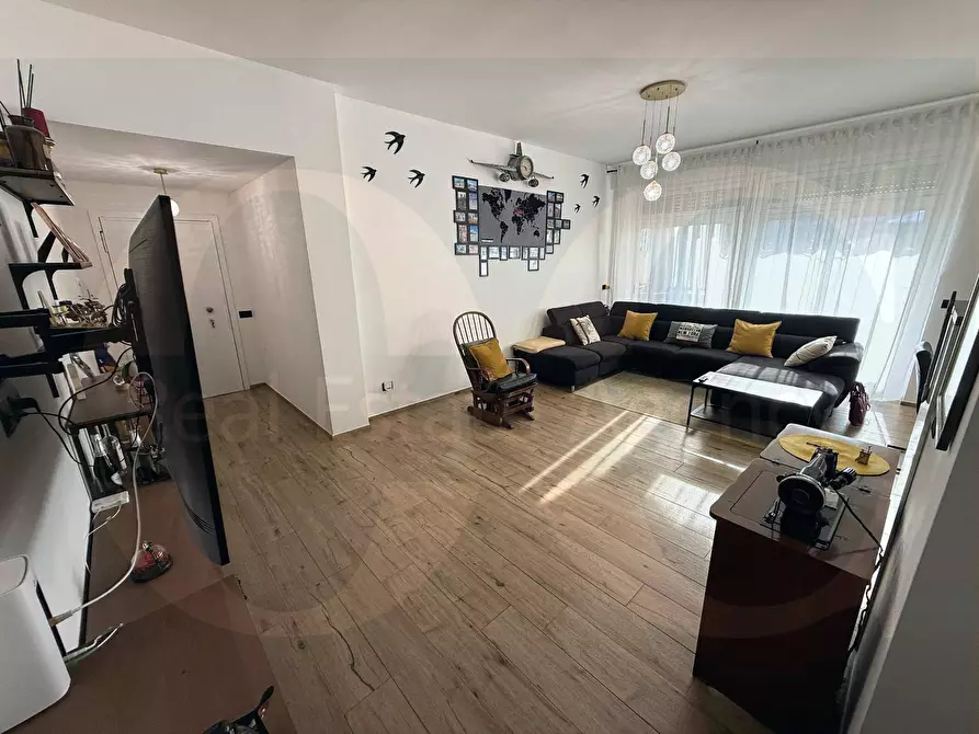 Immagine 4 di Appartamento in vendita  41 a Trezzano Sul Naviglio