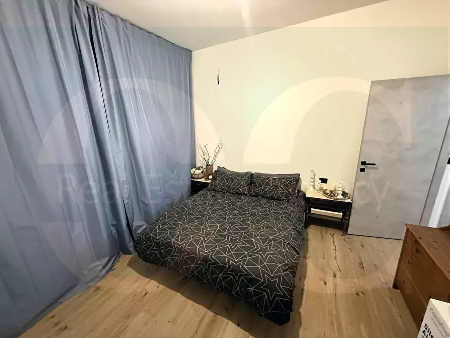 Immagine 12 di Appartamento in vendita  41 a Trezzano Sul Naviglio