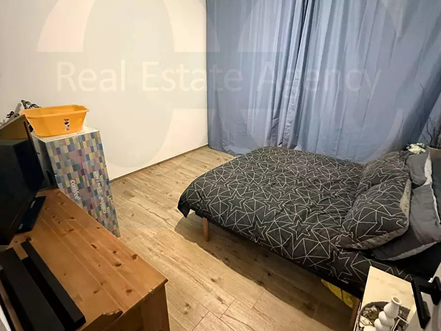 Immagine 13 di Appartamento in vendita  41 a Trezzano Sul Naviglio