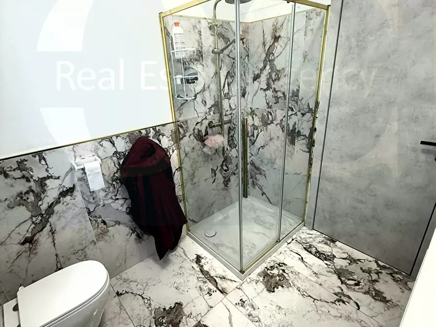 Immagine 18 di Appartamento in vendita  41 a Trezzano Sul Naviglio