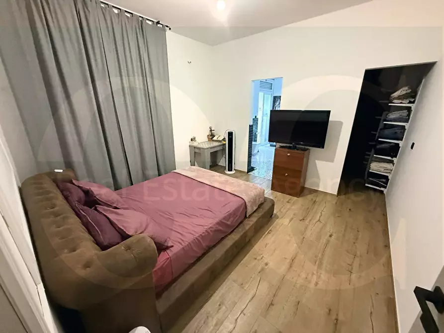 Immagine 21 di Appartamento in vendita  41 a Trezzano Sul Naviglio