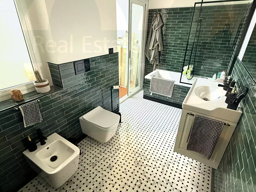 Immagine 25 di Appartamento in vendita  41 a Trezzano Sul Naviglio