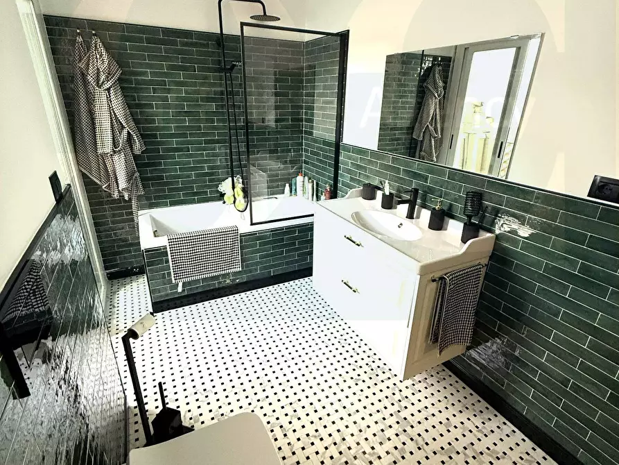 Immagine 26 di Appartamento in vendita  41 a Trezzano Sul Naviglio