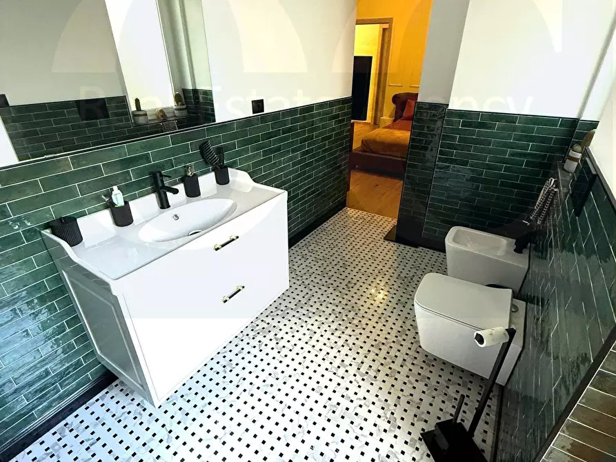 Immagine 28 di Appartamento in vendita  41 a Trezzano Sul Naviglio