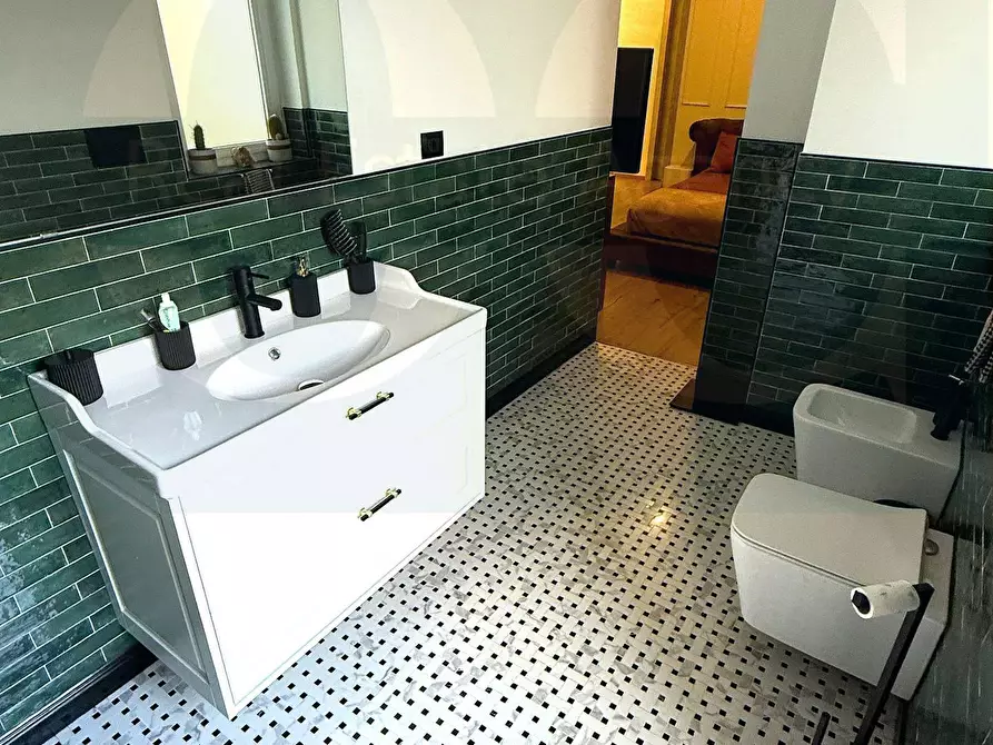 Immagine 29 di Appartamento in vendita  41 a Trezzano Sul Naviglio