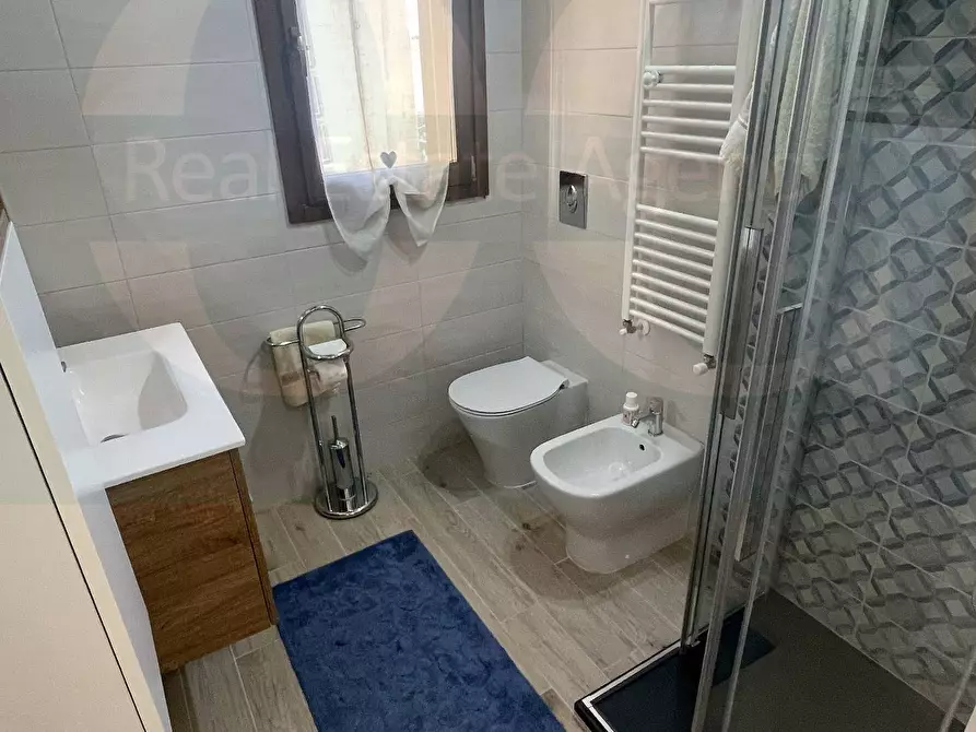 Immagine 5 di Appartamento in vendita  24 a Trezzano Sul Naviglio