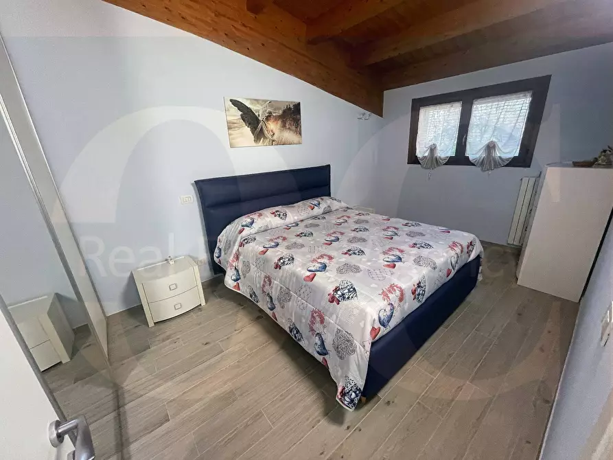 Immagine 14 di Appartamento in vendita  24 a Trezzano Sul Naviglio