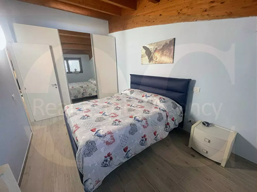 Immagine 16 di Appartamento in vendita  24 a Trezzano Sul Naviglio