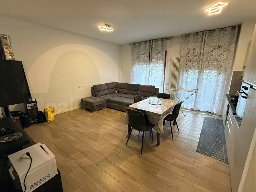 Immagine 4 di Appartamento in vendita  50 a Rho