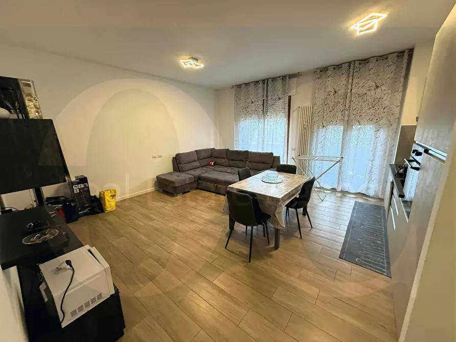 Immagine 5 di Appartamento in vendita  50 a Rho