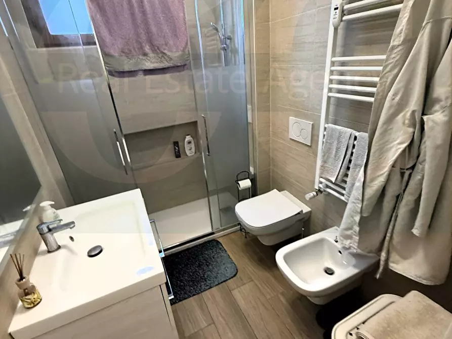 Immagine 14 di Appartamento in vendita  50 a Rho