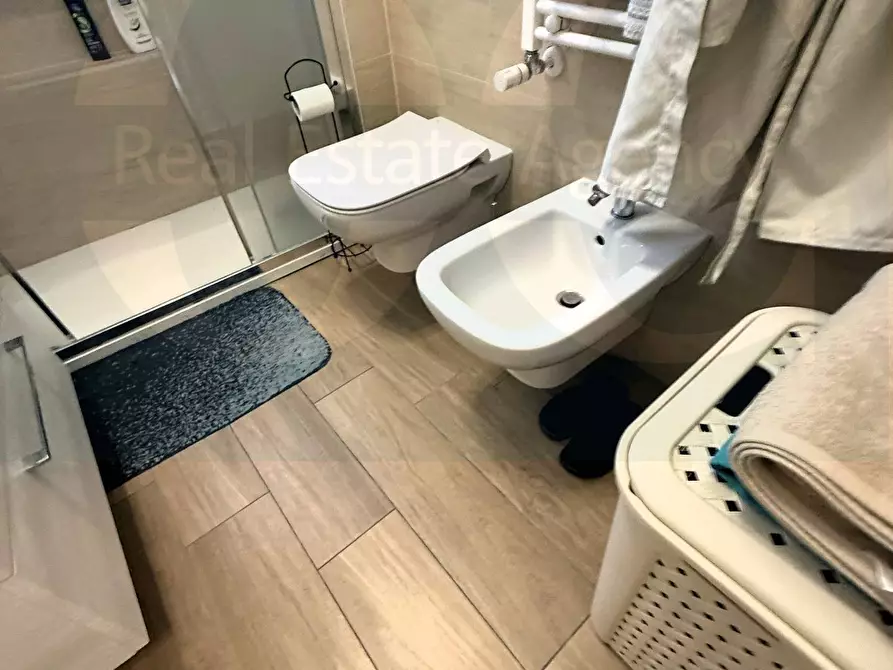 Immagine 16 di Appartamento in vendita  50 a Rho