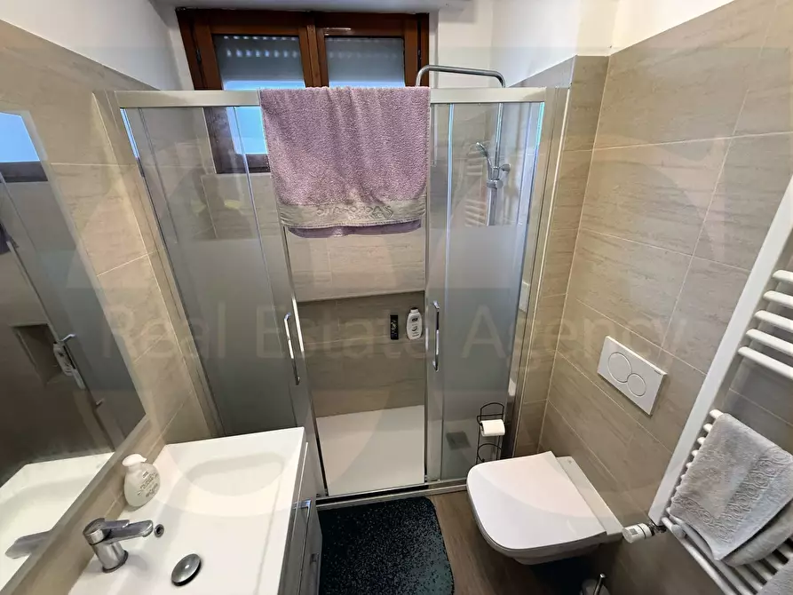 Immagine 17 di Appartamento in vendita  50 a Rho