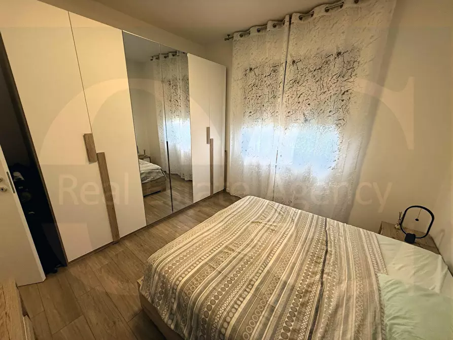 Immagine 22 di Appartamento in vendita  50 a Rho