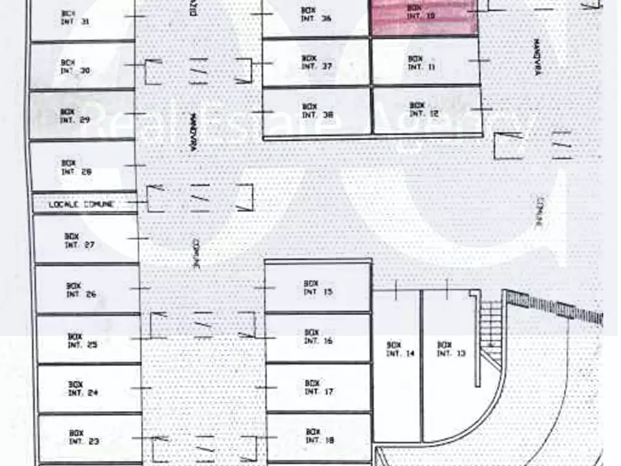 Immagine 5 di Box auto in vendita  19 a Trezzano Sul Naviglio