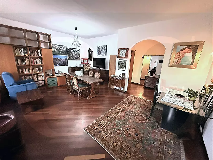 Immagine 1 di Appartamento in vendita  53 a Trezzano Sul Naviglio