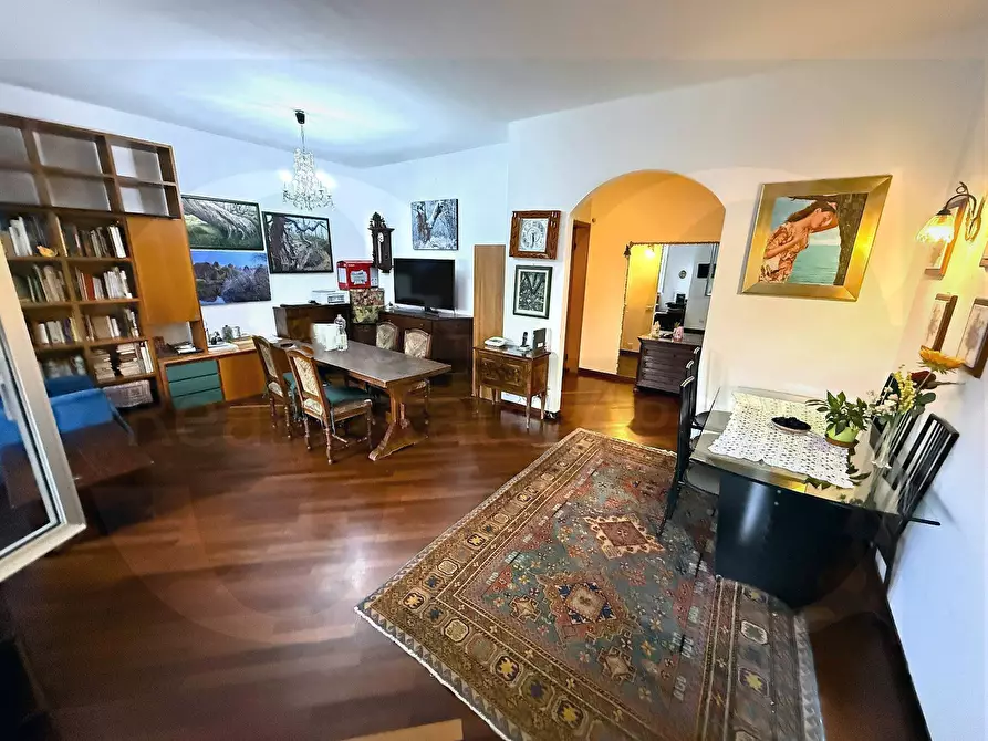 Immagine 8 di Appartamento in vendita  53 a Trezzano Sul Naviglio