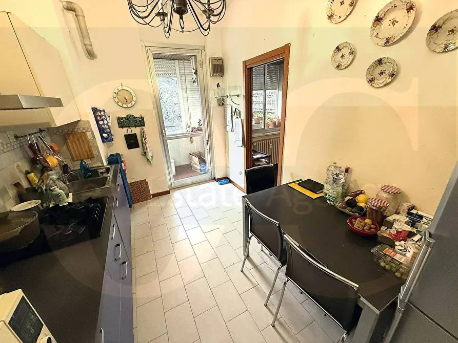 Immagine 12 di Appartamento in vendita  53 a Trezzano Sul Naviglio