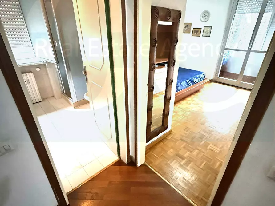 Immagine 21 di Appartamento in vendita  53 a Trezzano Sul Naviglio