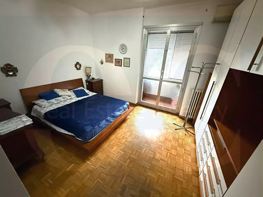 Immagine 22 di Appartamento in vendita  53 a Trezzano Sul Naviglio