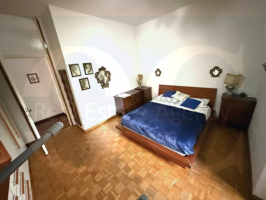 Immagine 23 di Appartamento in vendita  53 a Trezzano Sul Naviglio