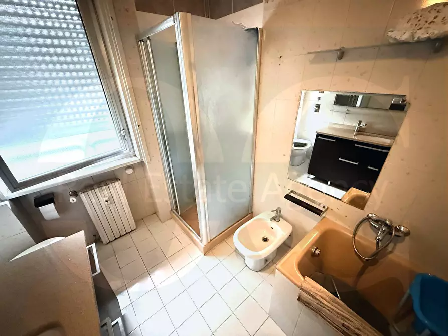 Immagine 29 di Appartamento in vendita  53 a Trezzano Sul Naviglio