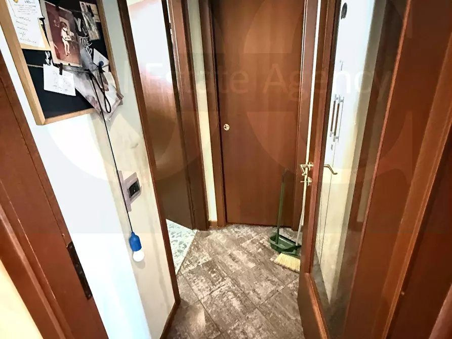 Immagine 7 di Appartamento in vendita  34 a Trezzano Sul Naviglio