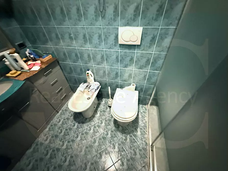 Immagine 9 di Appartamento in vendita  34 a Trezzano Sul Naviglio