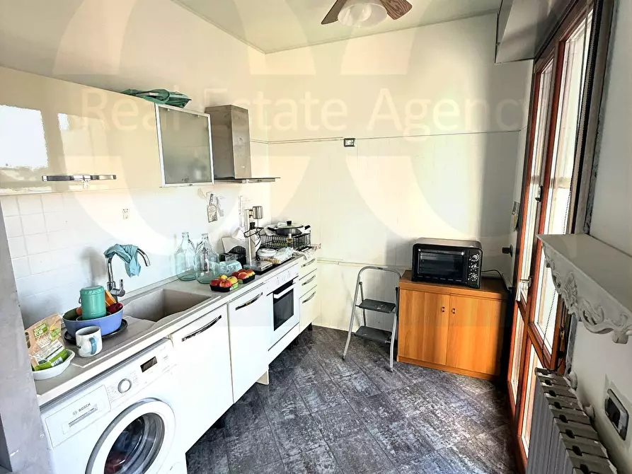 Immagine 19 di Appartamento in vendita  34 a Trezzano Sul Naviglio